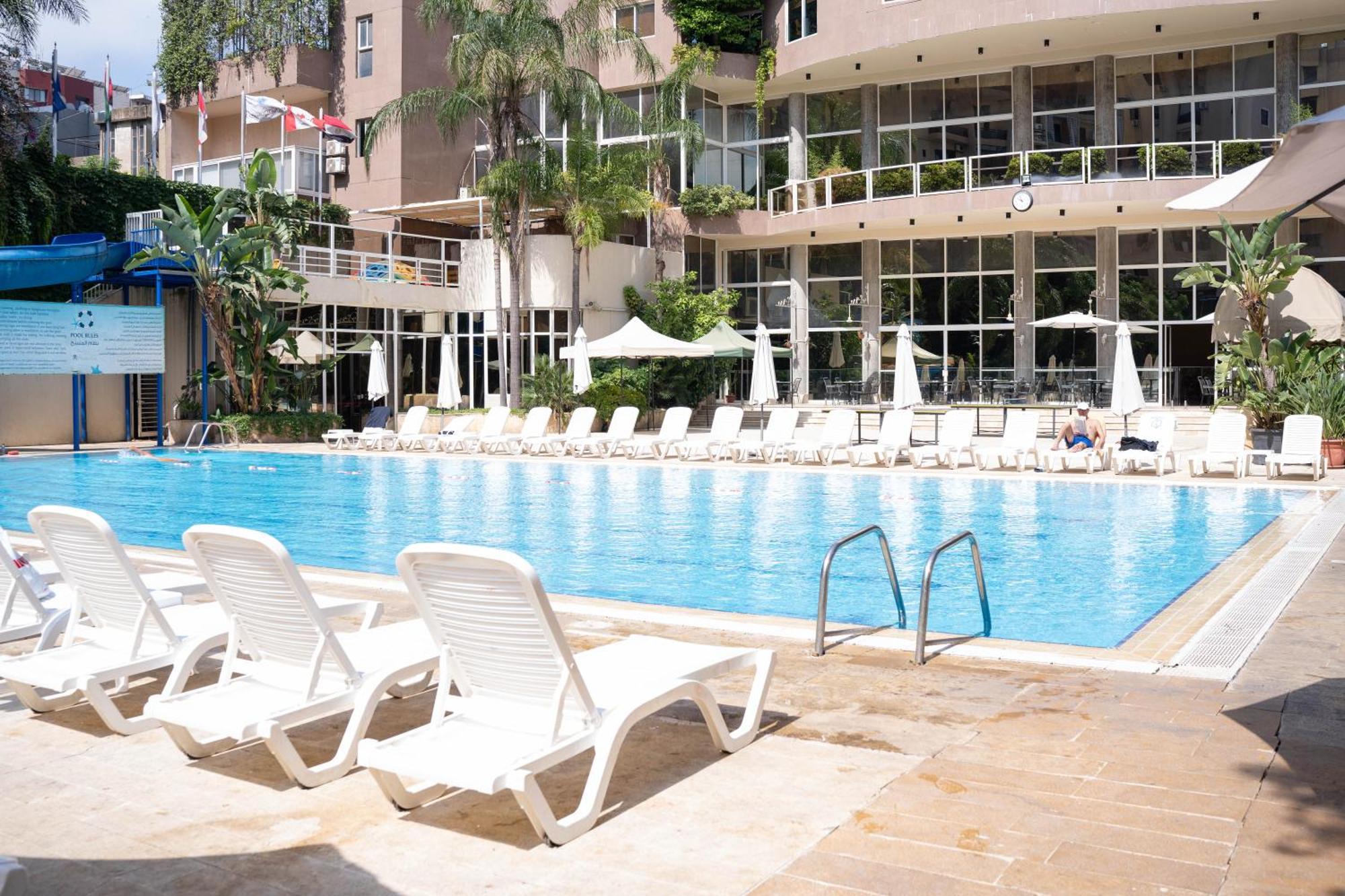 Cosmopolitan Hotel Beirut Bagian luar foto